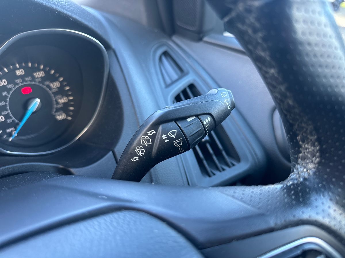 Used Ford Focus 2017 for sale - 76373001: Photo 27