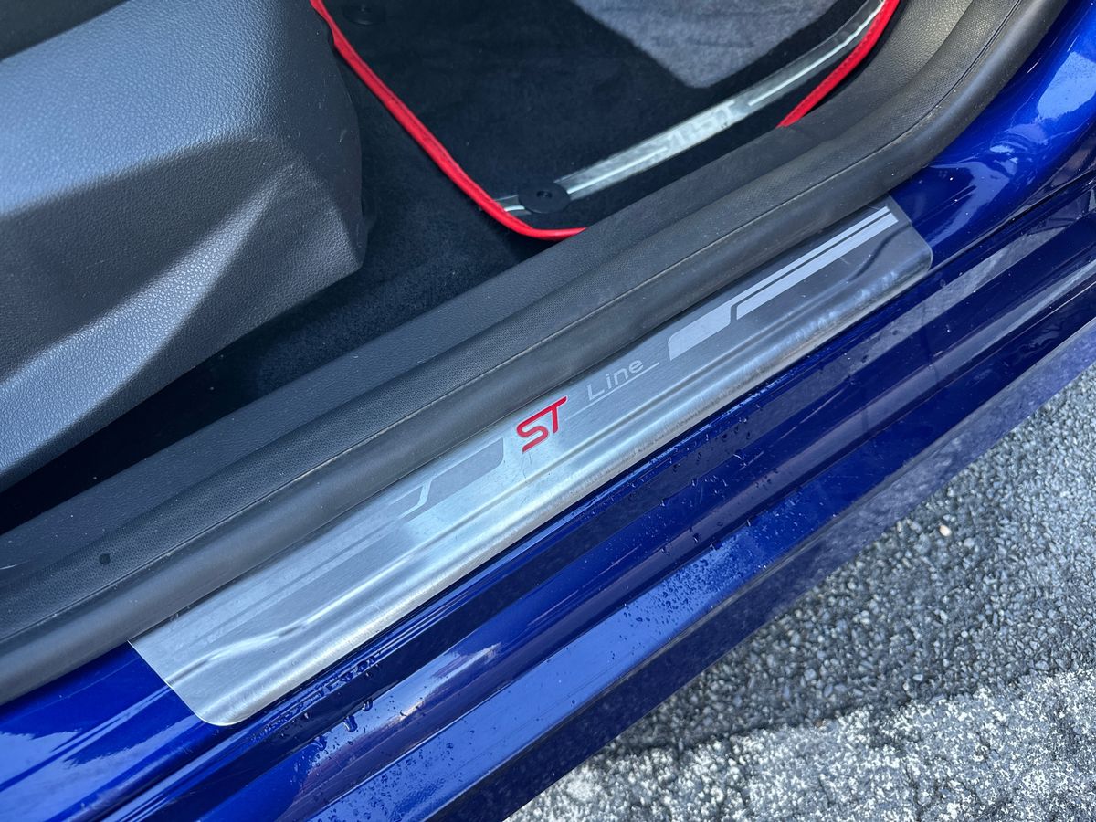 Used Ford Focus 2017 for sale - 76373001: Photo 38