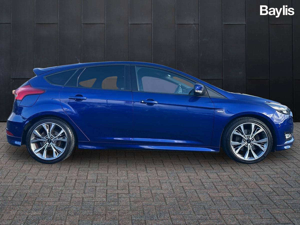 Used Ford Focus 2017 for sale - 76373001: Photo 5