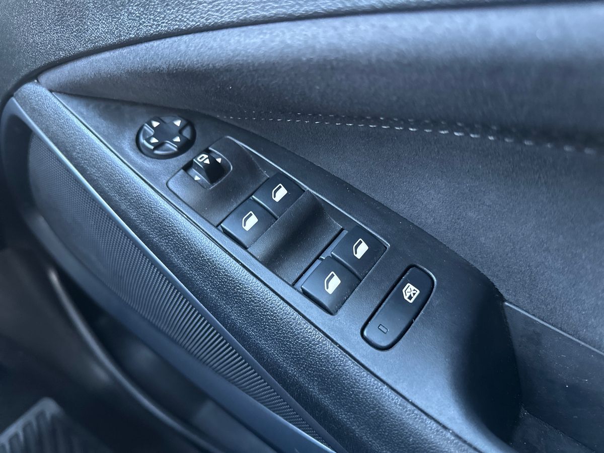 Used Vauxhall Crossland 2022 for sale - 76184008: Photo 17