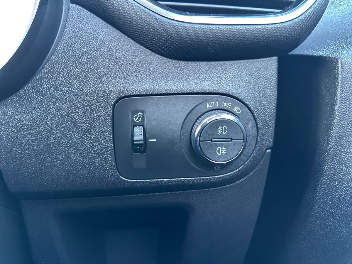 Used Vauxhall Crossland 2022 for sale - 76184008: Photo 28