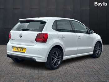Used Volkswagen Polo 2016 for sale - 74883332: Photo