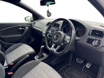 Used Volkswagen Polo 2016 for sale - 74883332: Photo