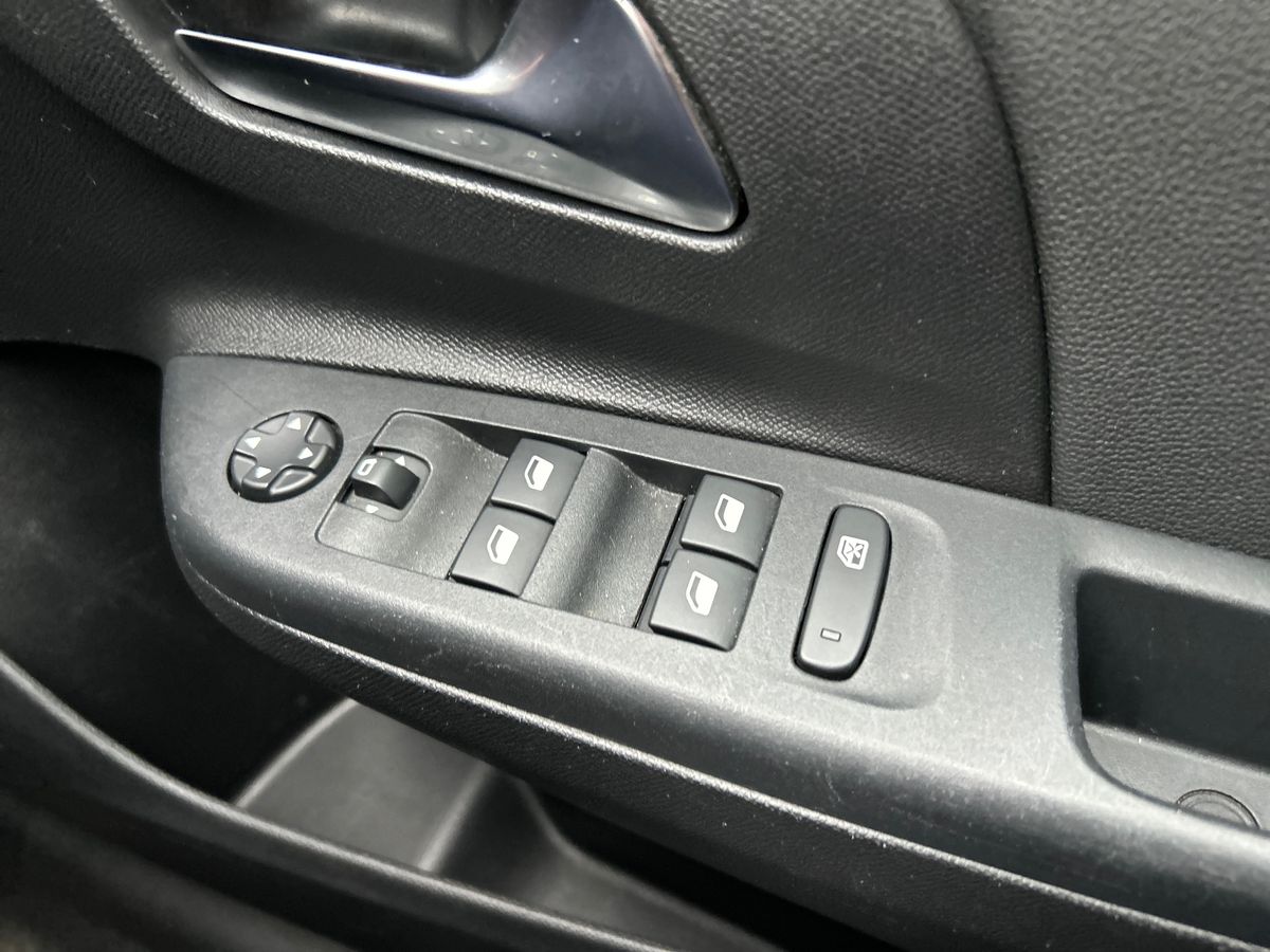 Used Vauxhall Corsa 2023 for sale - 76533723: Photo 17