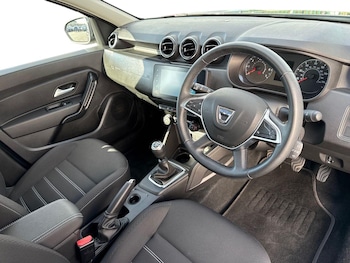 Used Dacia Duster 2021 for sale - 76055720: Photo 3