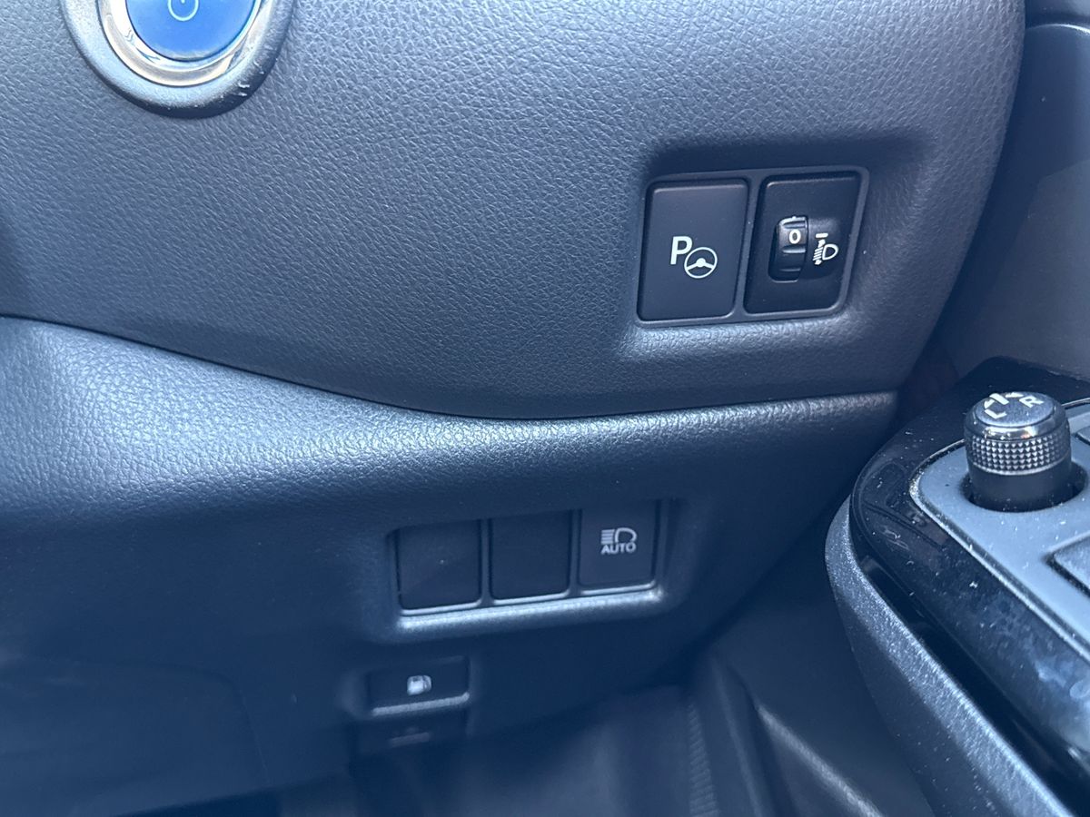 Used Toyota C-HR 2018 for sale - 76869096: Photo 39