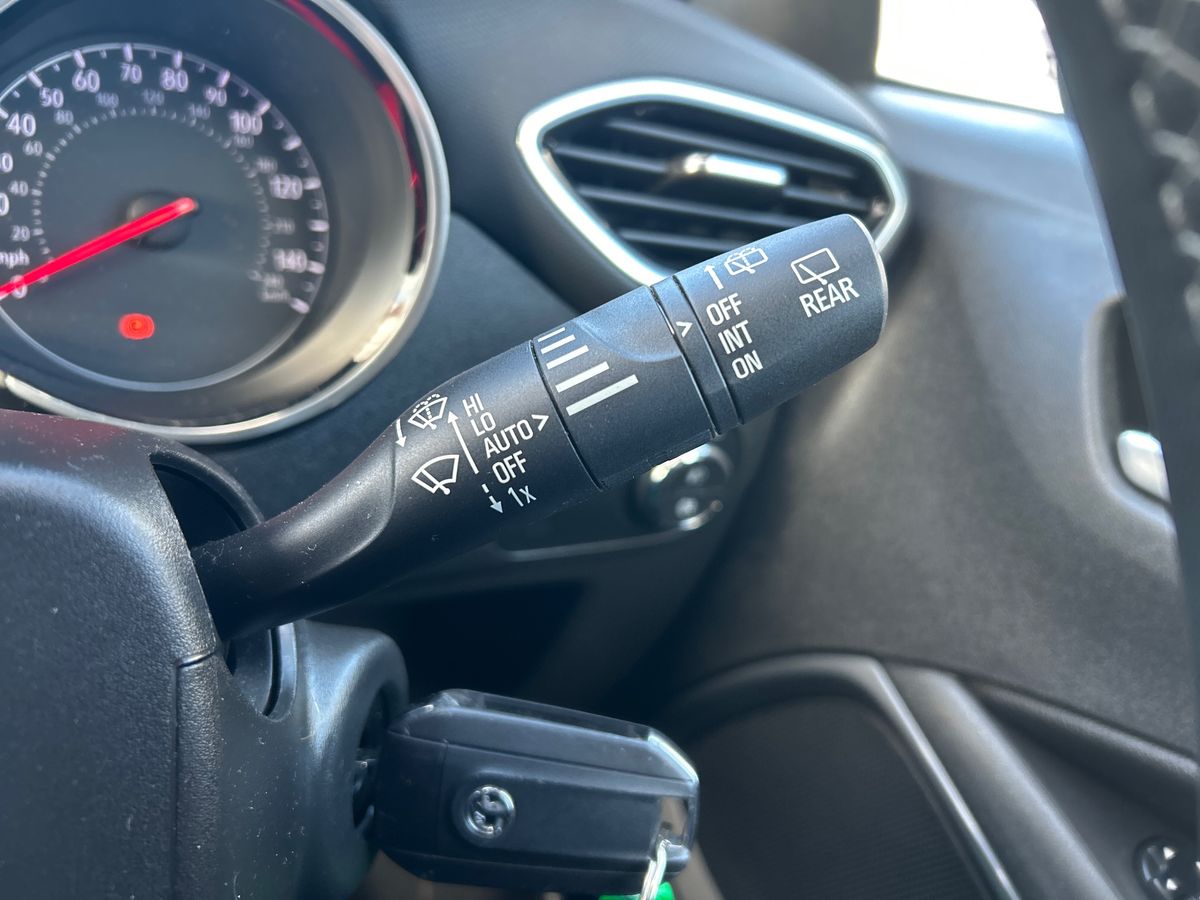 Used Vauxhall Crossland 2022 for sale - 76873947: Photo 27