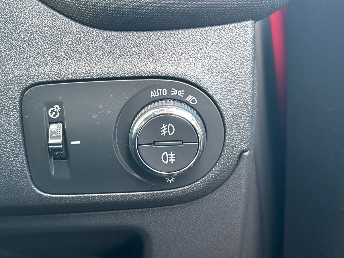 Used Vauxhall Crossland 2022 for sale - 76873947: Photo 28