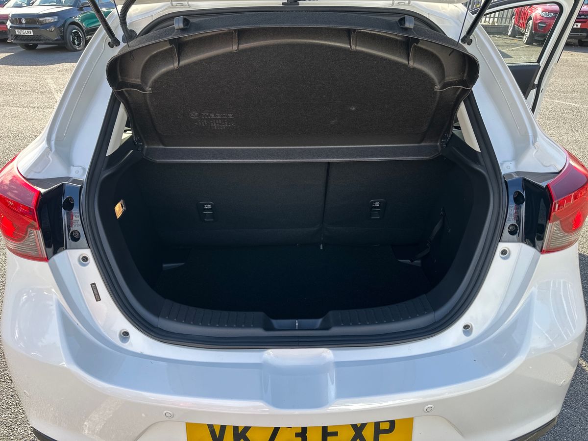 Used Mazda Mazda2 2023 for sale - 76870157: Photo 25