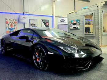 Used Lamborghini Huracan 2015 for sale - 74918111: Photo