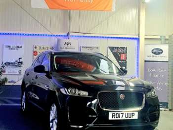 Used Jaguar F-Pace 2017 for sale - 74918032: Photo
