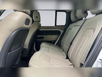 Used Land Rover Defender 110 2020 for sale - 75646780: Photo