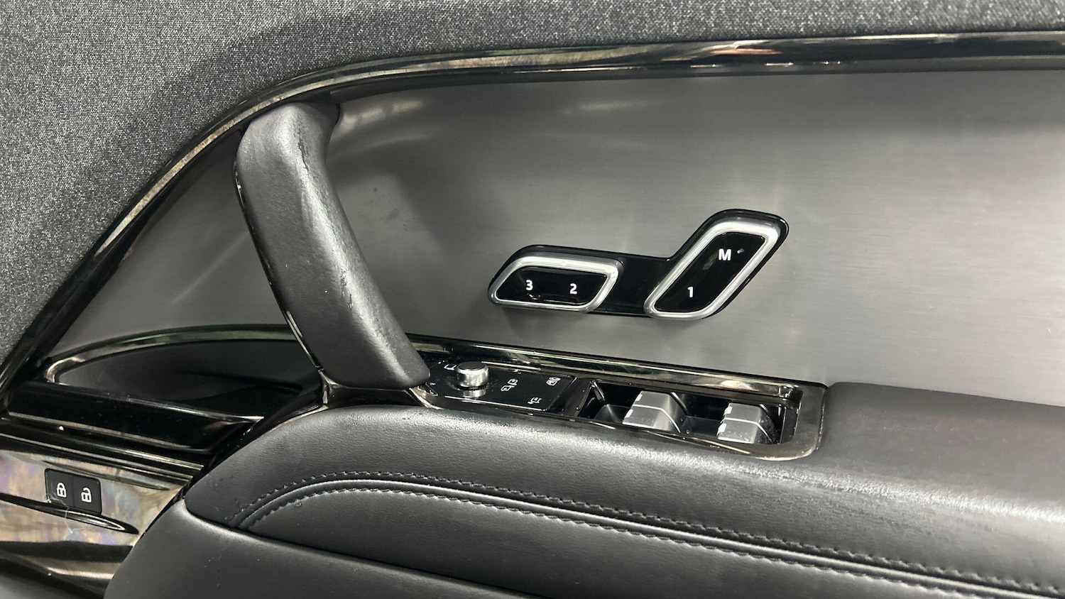 Used Land Rover Range Rover Sport 2023 for sale - 76166919: Photo 25