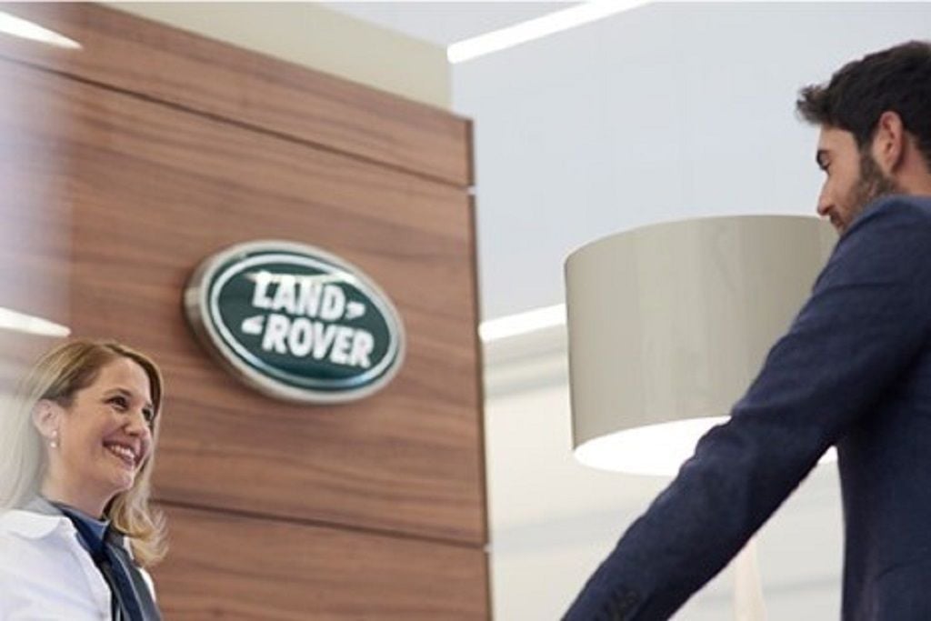 Used Land Rover Range Rover Velar 2023 for sale - 76166462: Photo 10