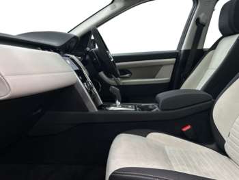 Used Land Rover Discovery Sport 2022 for sale - 74921744: Photo