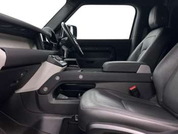 Used Land Rover Defender 90 2023 for sale - 75022919: Photo