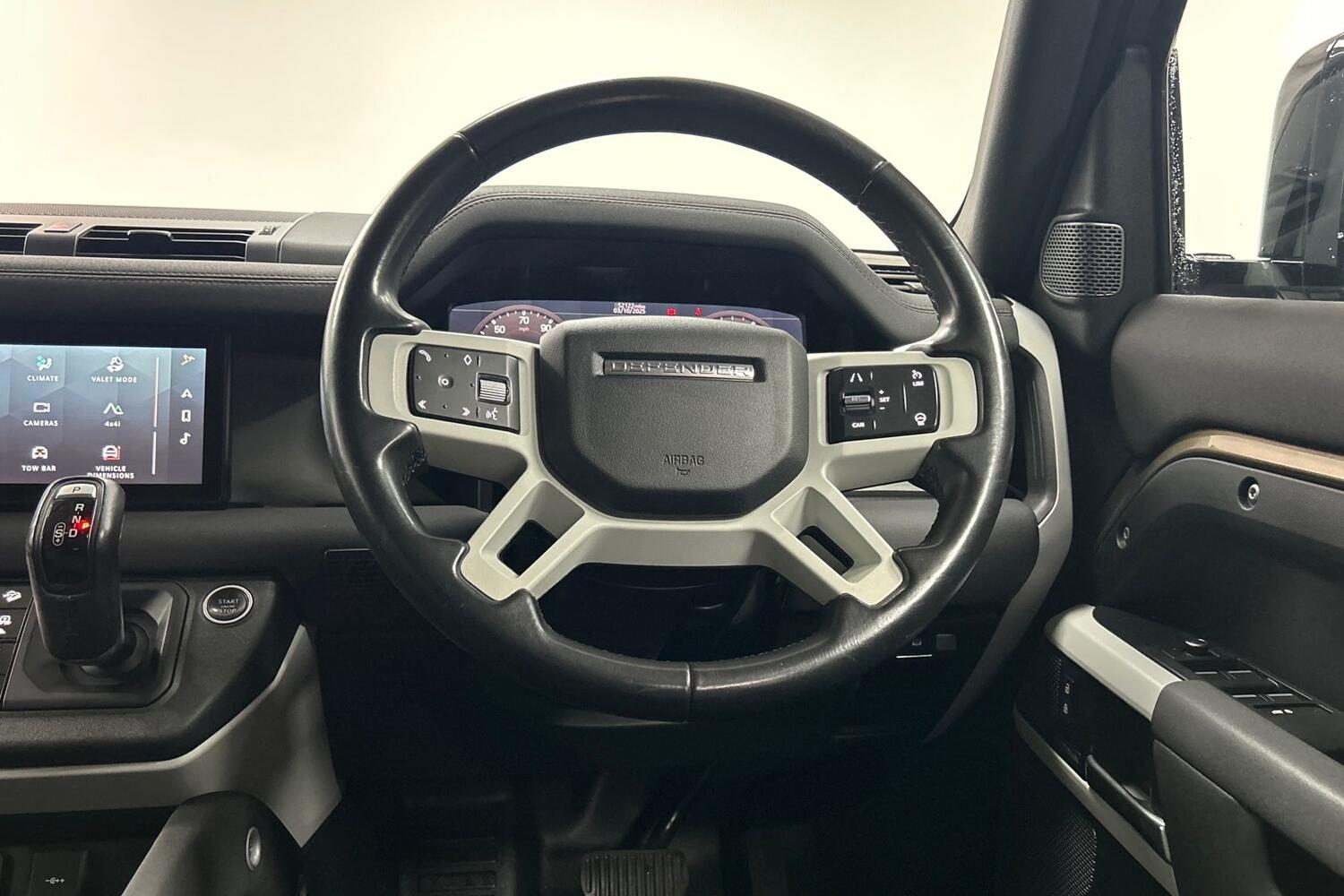 Used Land Rover Defender 110 2020 for sale - 76059837: Photo 15