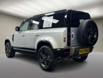 Used Land Rover Defender 110 2023 for sale - 74849479: Photo