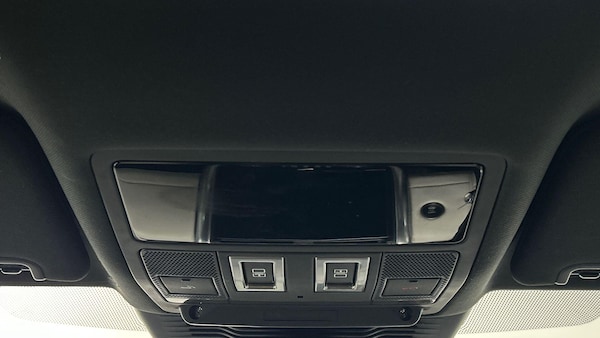 Used Land Rover Discovery 2024 for sale - 76189303: Photo 23