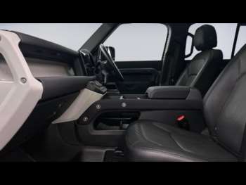 Used Land Rover Defender 110 2023 for sale - 74850064: Photo