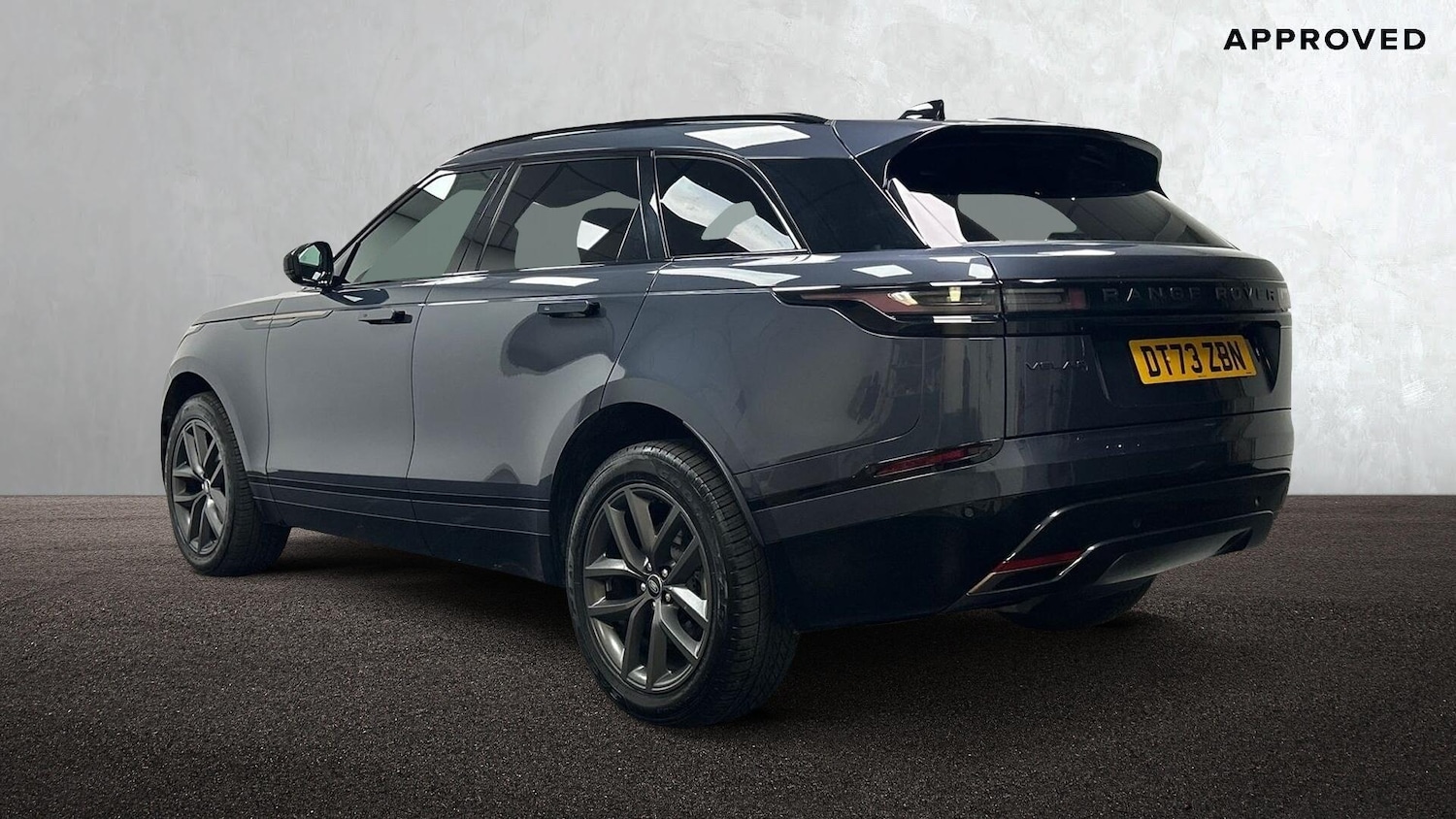 Used Land Rover Range Rover Velar 2023 for sale - 76084829: Photo 2