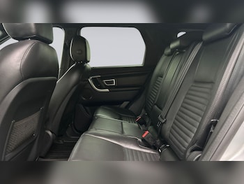 Used Land Rover Discovery Sport 2018 for sale - 75941403: Photo