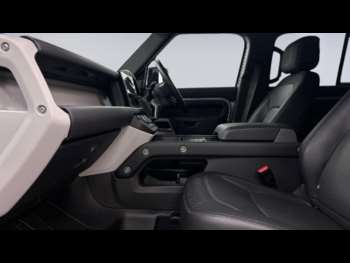 Used Land Rover Defender 110 2023 for sale - 74848352: Photo