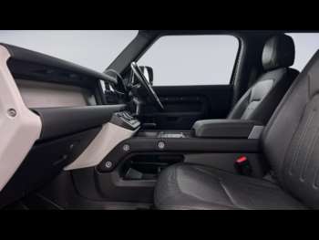 Used Land Rover Defender 90 2021 for sale - 75167145: Photo