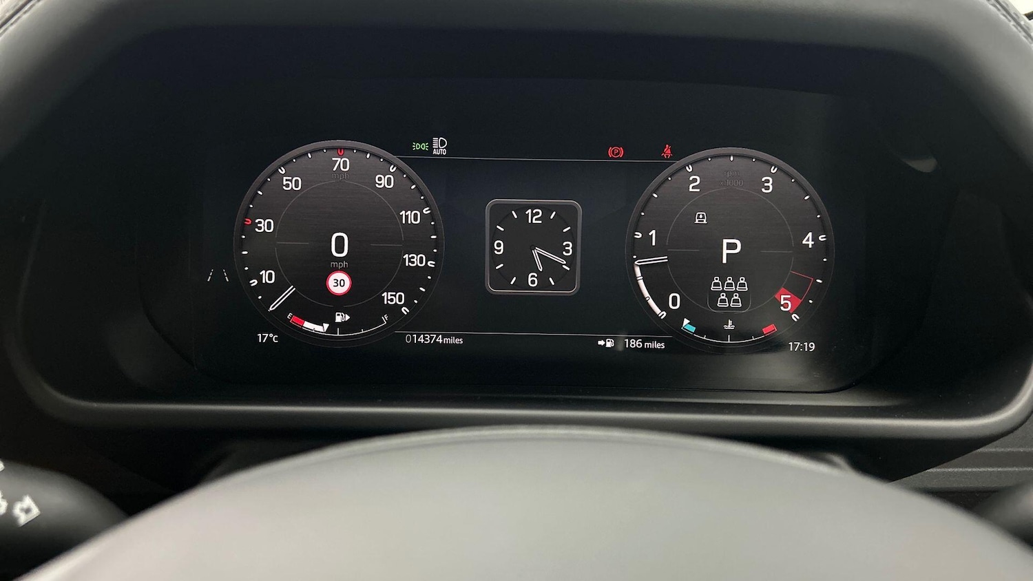 Used Land Rover Defender 2024 for sale - 76200949: Photo 16