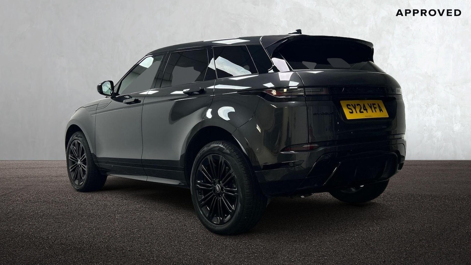 Used Land Rover Range Rover Evoque 2024 for sale - 76189629: Photo 2