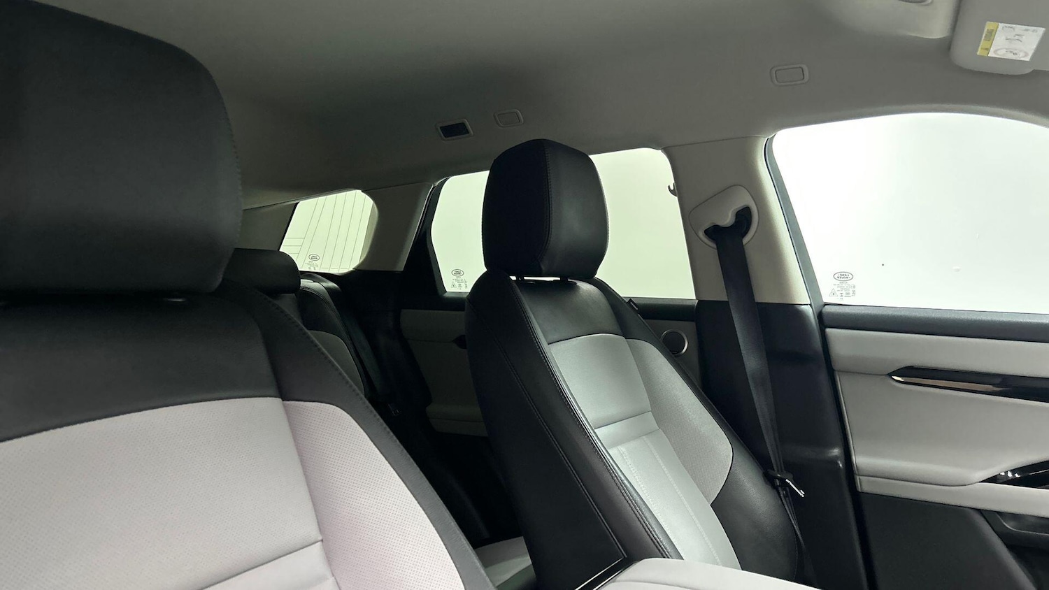 Used Land Rover Range Rover Evoque 2024 for sale - 76189629: Photo 21