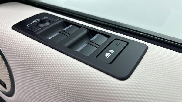 Used Land Rover Discovery 2024 for sale - 76214678: Photo 25