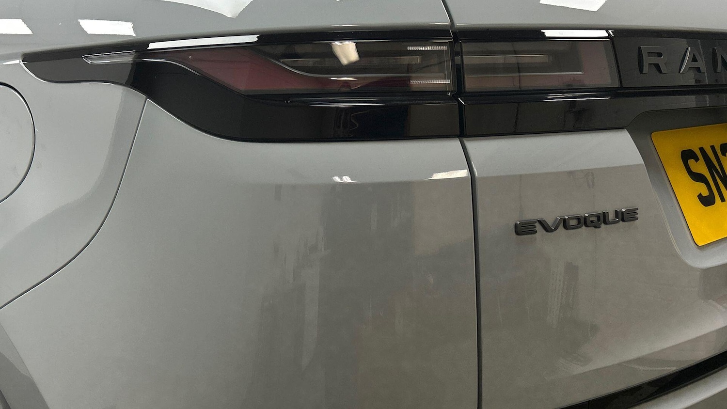 Used Land Rover Range Rover Evoque 2025 for sale - 76189506: Photo 19