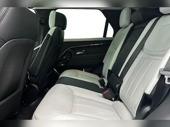 Used Land Rover Range Rover Sport 2023 for sale - 76084179: Photo 4