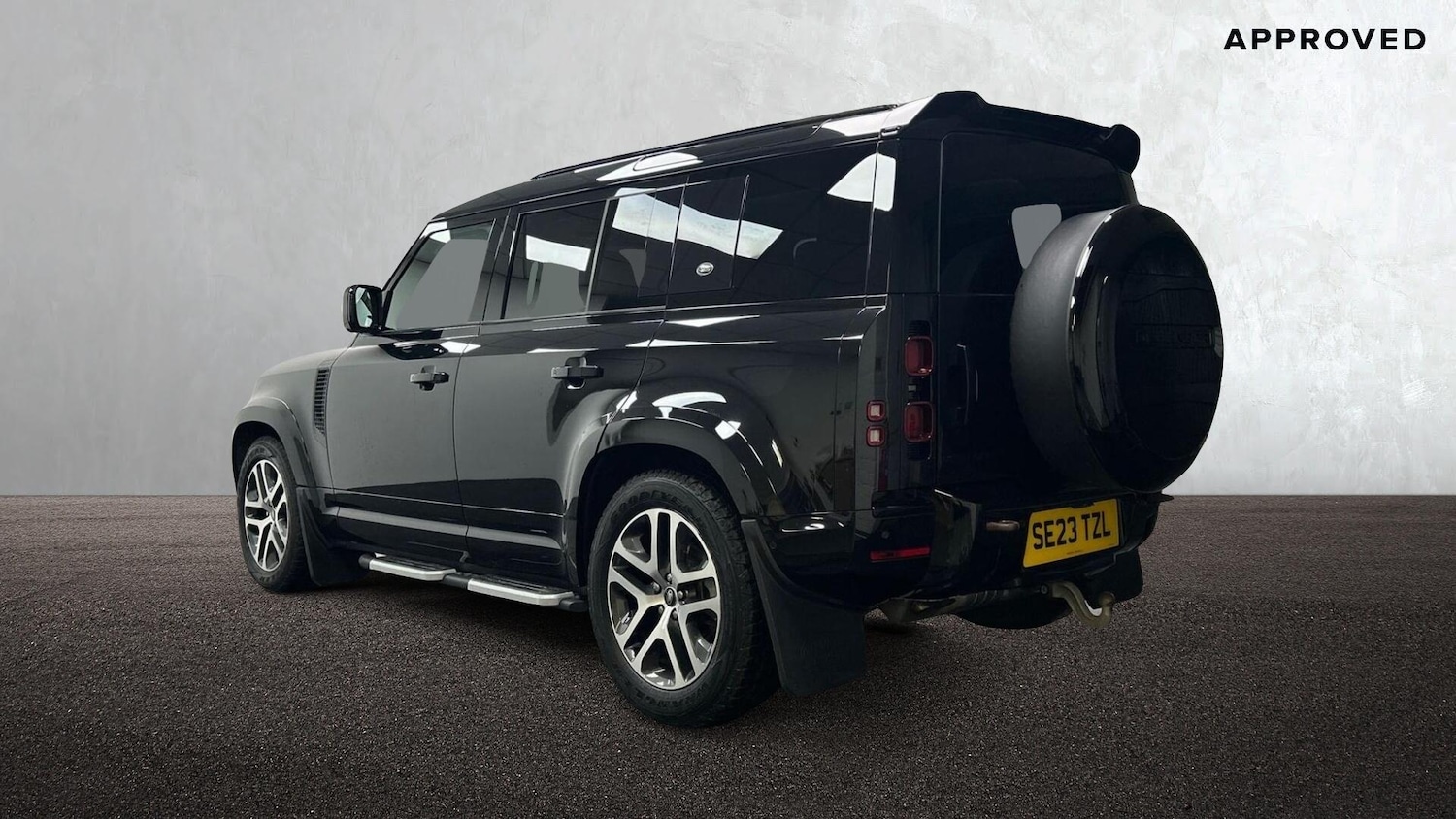 Used Land Rover Defender 110 2023 for sale - 76159063: Photo 2