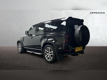 Used Land Rover Defender 110 2023 for sale - 76159063: Photo 2
