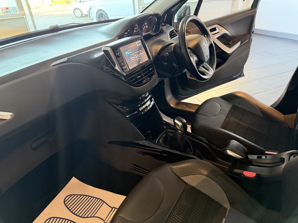 Used Peugeot 2008 2018 for sale - 77003809: Photo 11