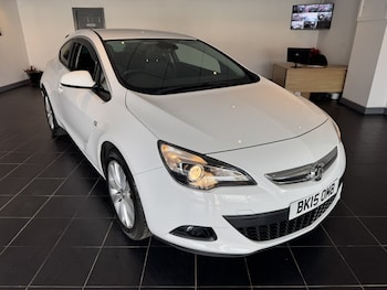 2015 (15) - 1.4 SRI S/S 3DR Manual