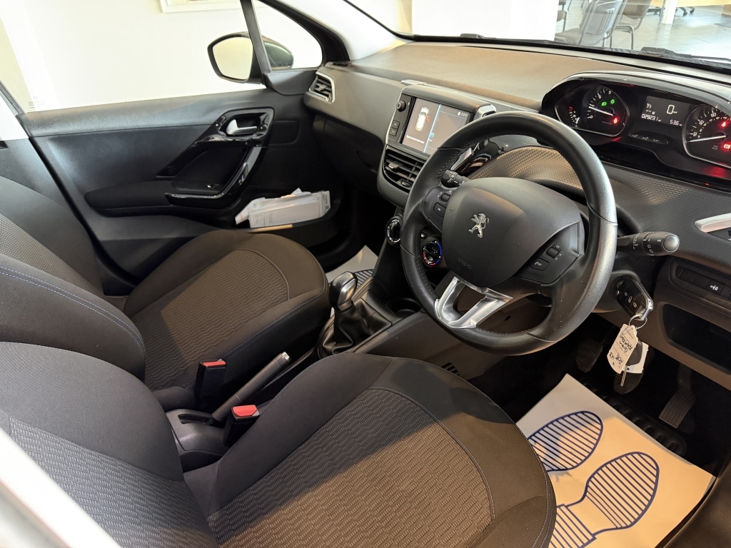 Used Peugeot 208 2019 for sale - 77762241: Photo 10