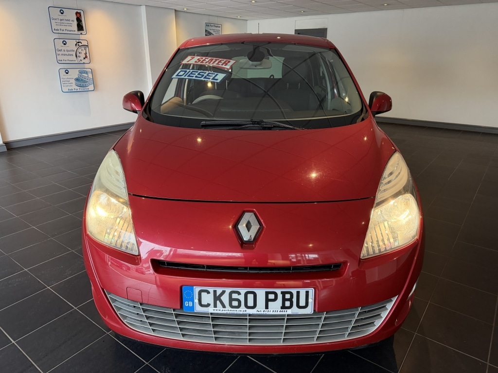 Used Renault Grand Scenic 2010 for sale - 76159708: Photo 2