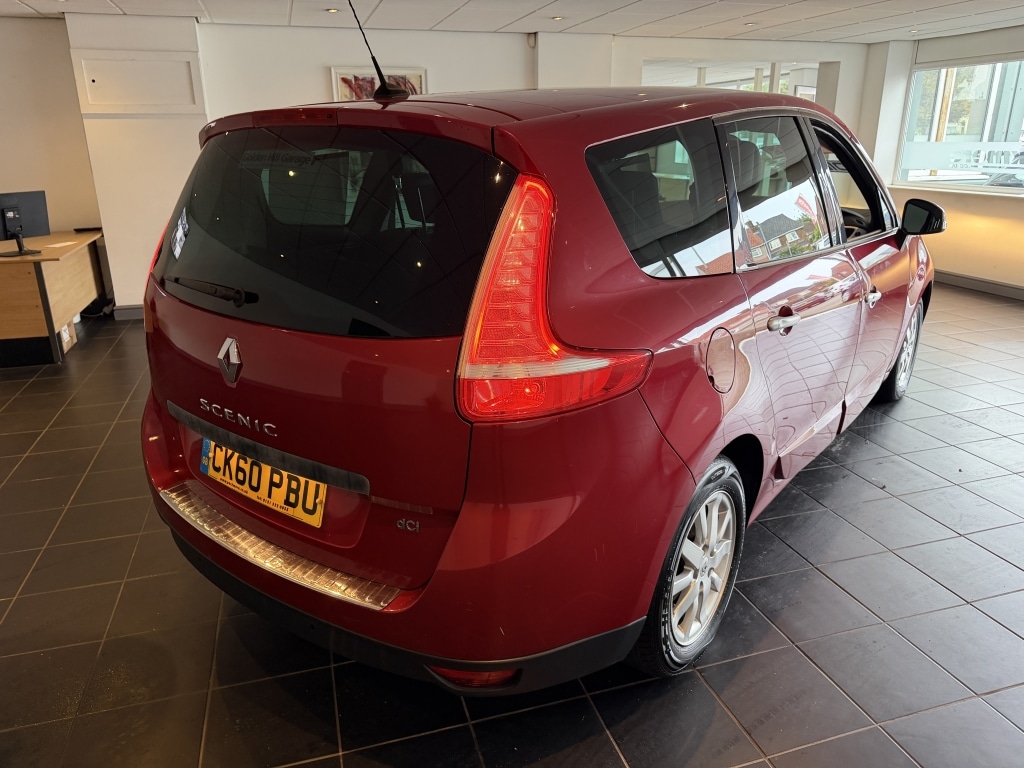 Used Renault Grand Scenic 2010 for sale - 76159708: Photo 7