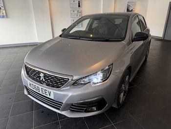 Used Peugeot 308 2018 for sale - 77980852: Photo