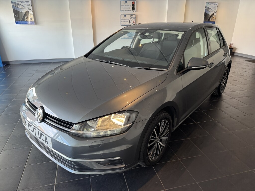 Used Volkswagen Golf 2017 for sale - 75826870: Photo 3