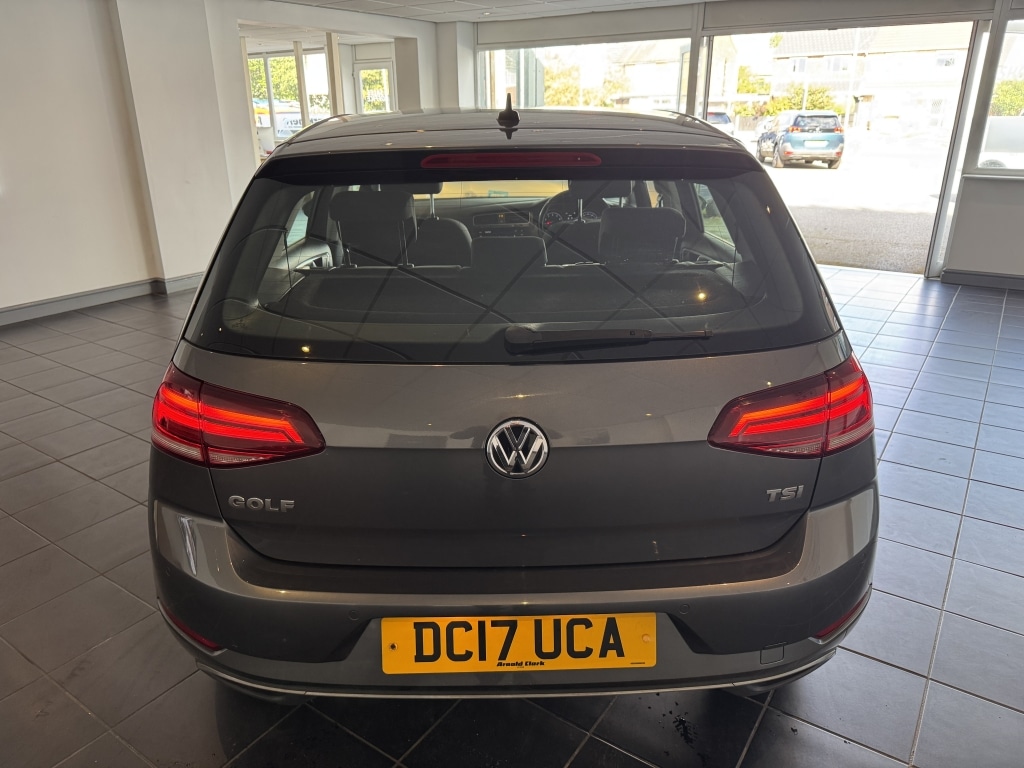 Used Volkswagen Golf 2017 for sale - 75826870: Photo 6
