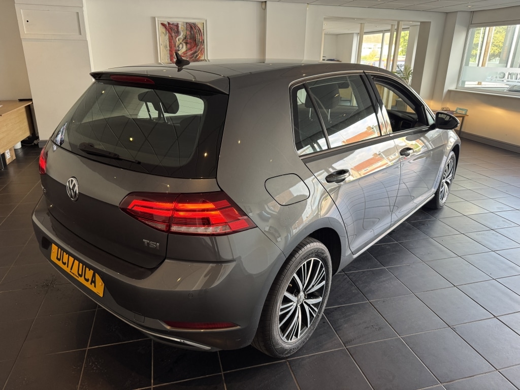 Used Volkswagen Golf 2017 for sale - 75826870: Photo 7