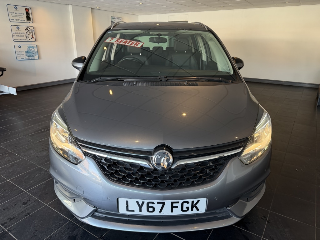 Used Vauxhall Zafira 2018 for sale - 77762250: Photo 2