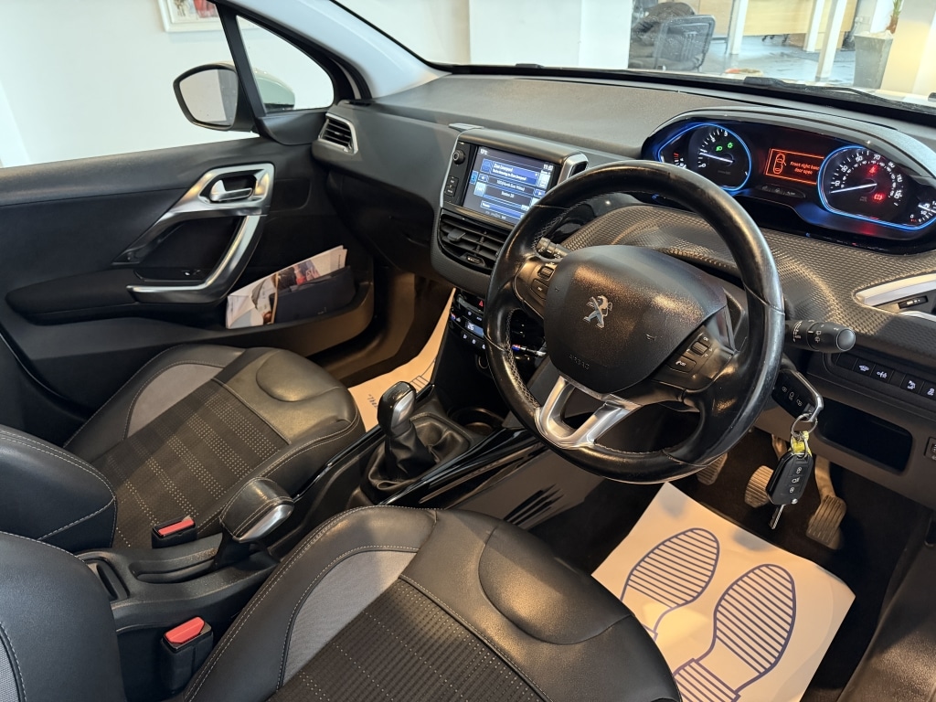 Used Peugeot 2008 2016 for sale - 76737322: Photo 10