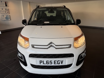 Used Citroen C3 Picasso 2016 for sale - 77548512: Photo