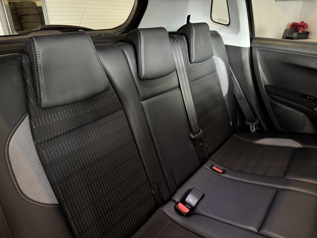 Used Peugeot 2008 2016 for sale - 76007340: Photo 12