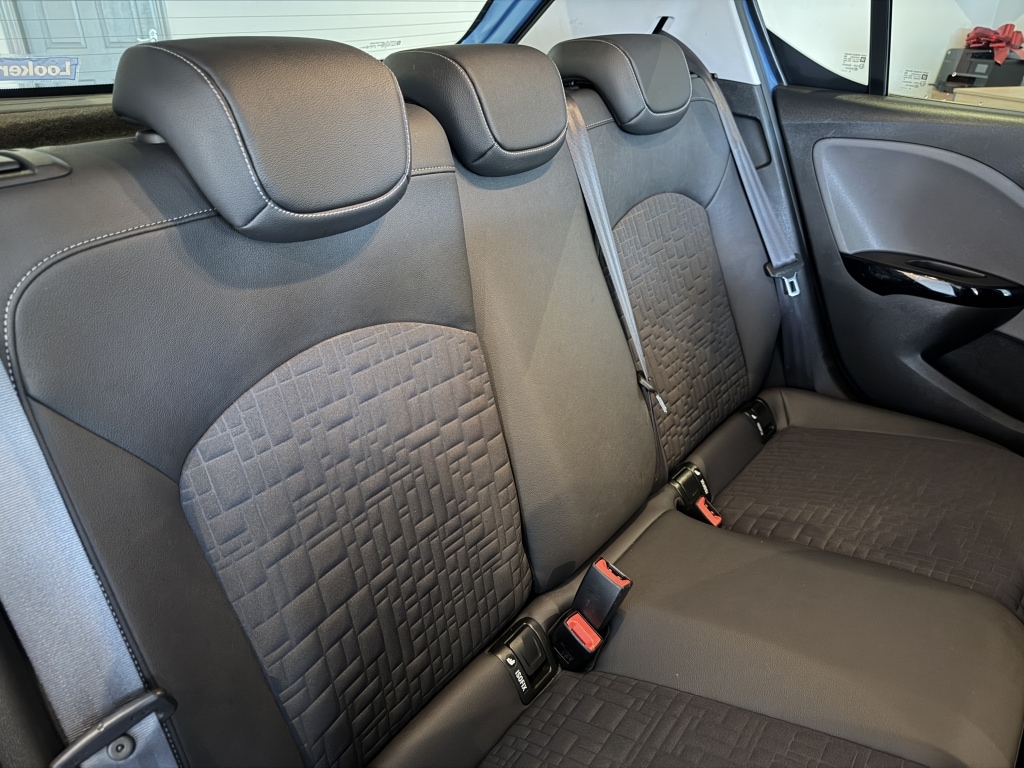 Used Vauxhall Corsa 2016 for sale - 76159712: Photo 12